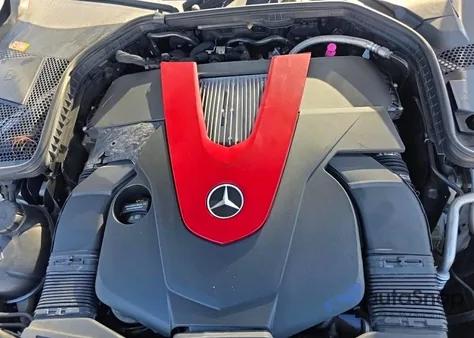 2016 Mercedes-Benz C 450 4Matic Amg z USA, uszkodzony, nr VIN 55SWF6EB7GU141132